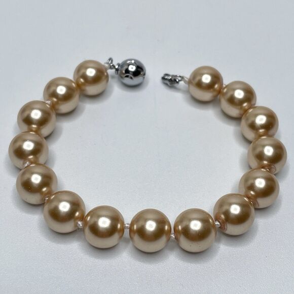 Statement Glass Pearl Champaign Knotted Bracelet Barrel Clasp Elegant Timeless - Picture 1 of 5